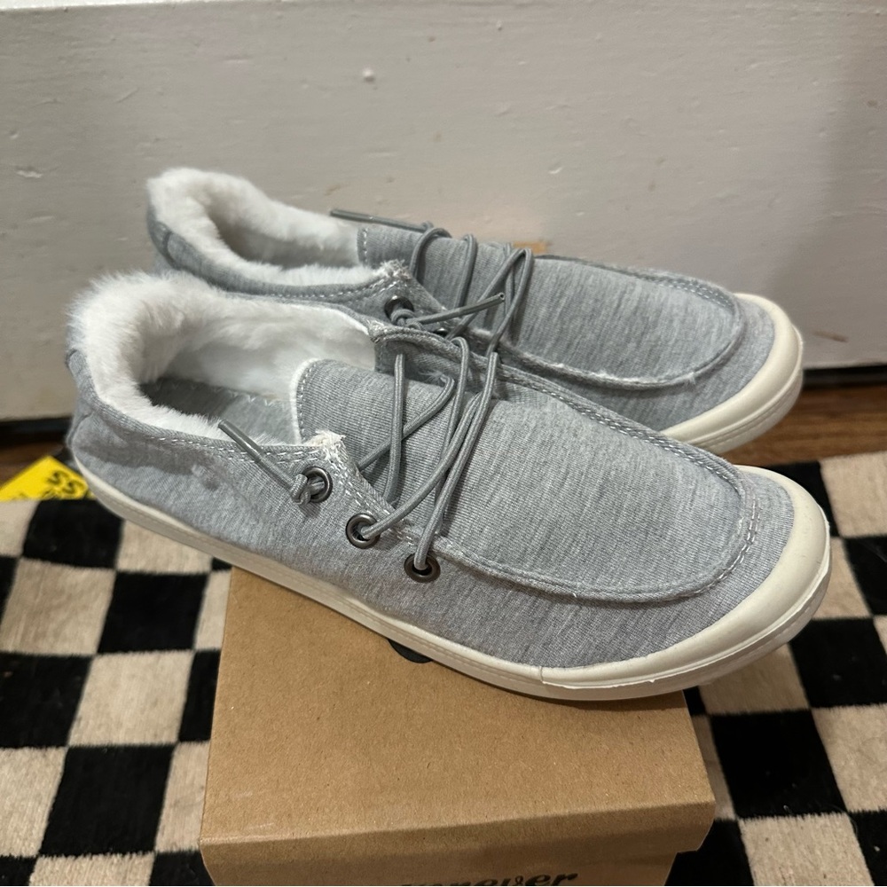 Forever‎ Link Gray and White Boat Shoes with Cozy Lining